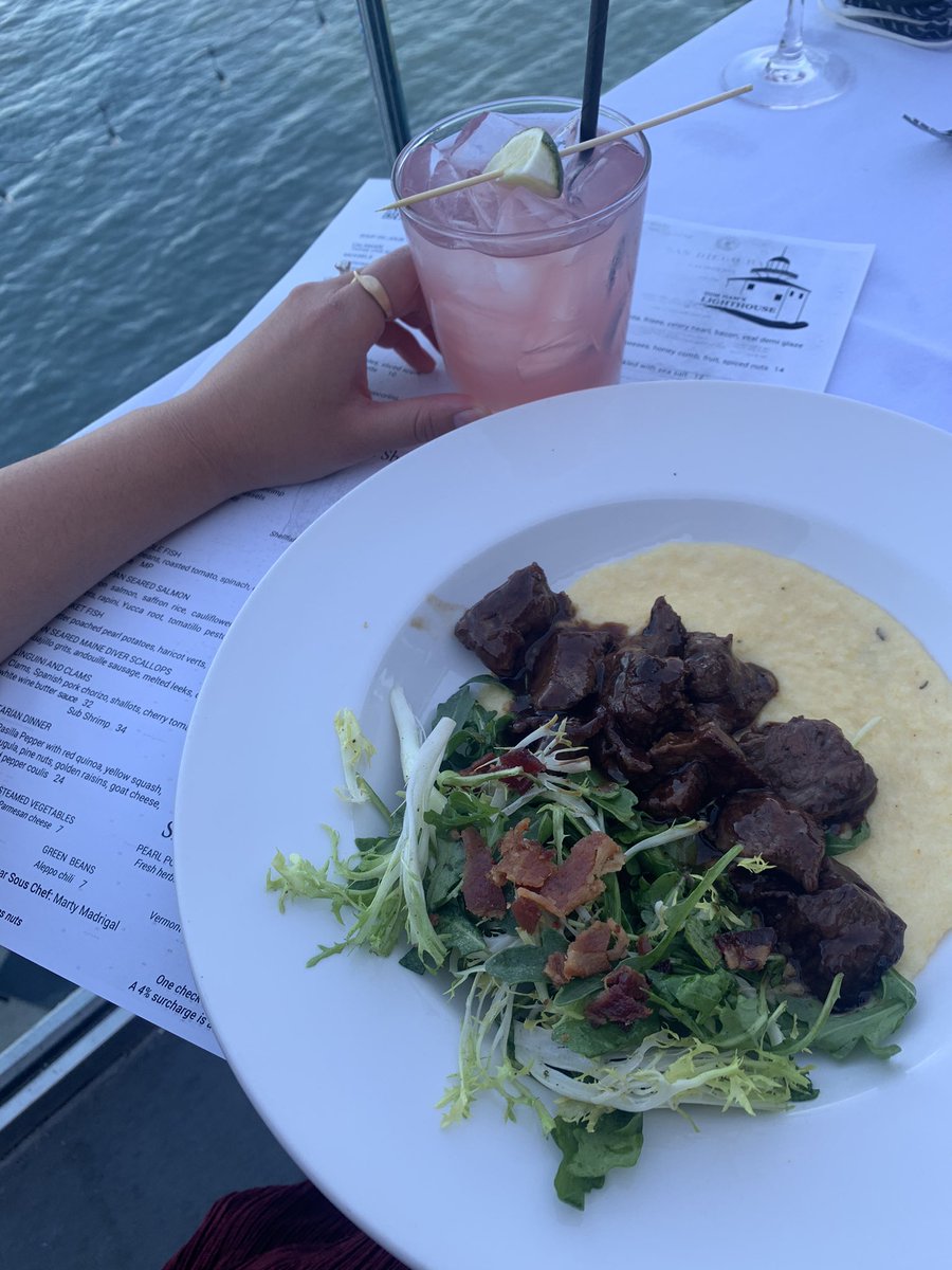 candaceschu's tweet photo. to combat the Mondays
We dined out for #SDRW2021 to #supportlocal and our food was goooood. Just a girl & her #icecream at #tomhamslighthouse https://t.co/3nLKxXAsIu