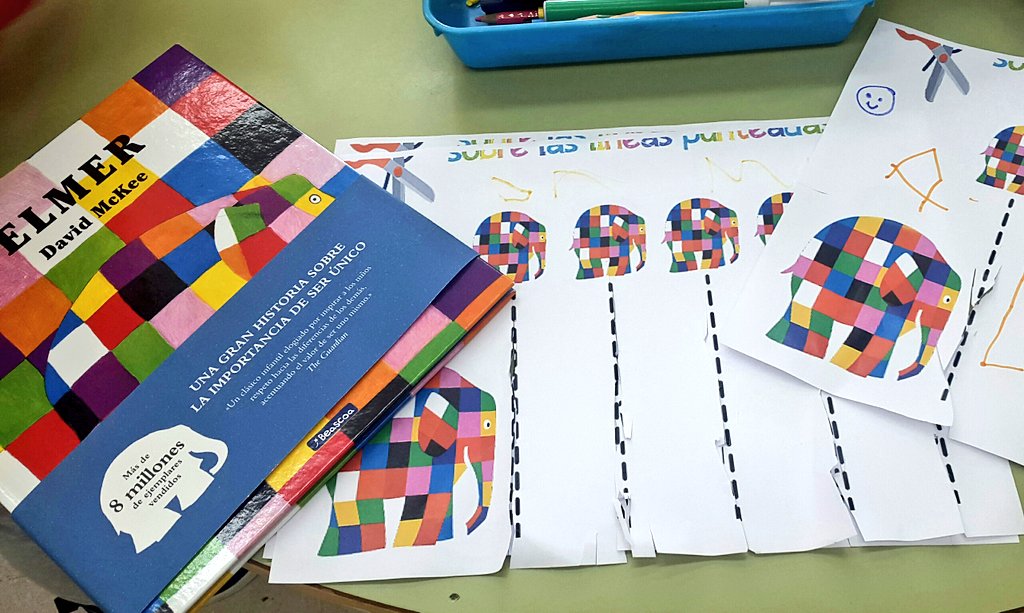 CEIPNEJAPA's tweet photo. En el #aulaPT comenzamos hoy las actividades en la semana del libro. Hoy en #infantil con Elmer. Precioso cuento que nos enseña el valor de ser diferentes.
#ApoyoNejapa #DiaDelLibro #TresCantos #EscuelaPública https://t.co/IrRjJvxBl9