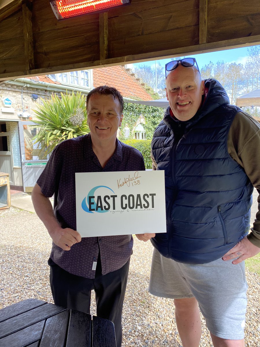 EastSignings's tweet photo. Last week it was an absolute pleasure to meet up with 1983 world Darts Champion Keith Deller we have signed photos available drop me a message if your interested. We were also Raising awareness for @DravetUK https://t.co/0LbDPI0r1w
