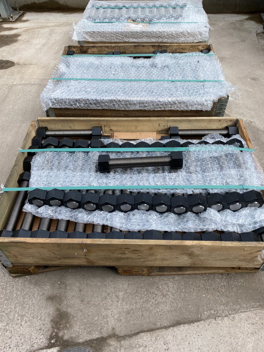 Eurosource_Ltd's tweet photo. 3 pallets of large bolts leaving for one of our prestigious oil and gas clients. Please get in touch with your procurement requirements 01443 828180

#WNF #BuildBritishNuclear #TheoriginalEurosourceLtd #procurement #nuclearenergy #mechanicalengineering  
#energyindustry #hydrogen https://t.co/Jhe9K3lMQO