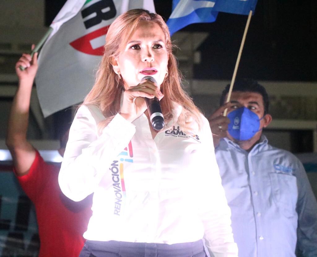 KathiaBolio's tweet photo. 🔹En el Municipio de #Solidaridad respaldamos desde el CEN de @AccionNacional a dos Candidatas que darán la batalla por #QuintanaRoo, nuestras próximas Diputada Federal @estefaniamerc por el D-1 y a @LiliCamposM Alcaldesa de la Ciudad, vamos con todo! #VaXQuintanaRoo 🔴🔵🟡 https://t.co/GuIgx42qlM