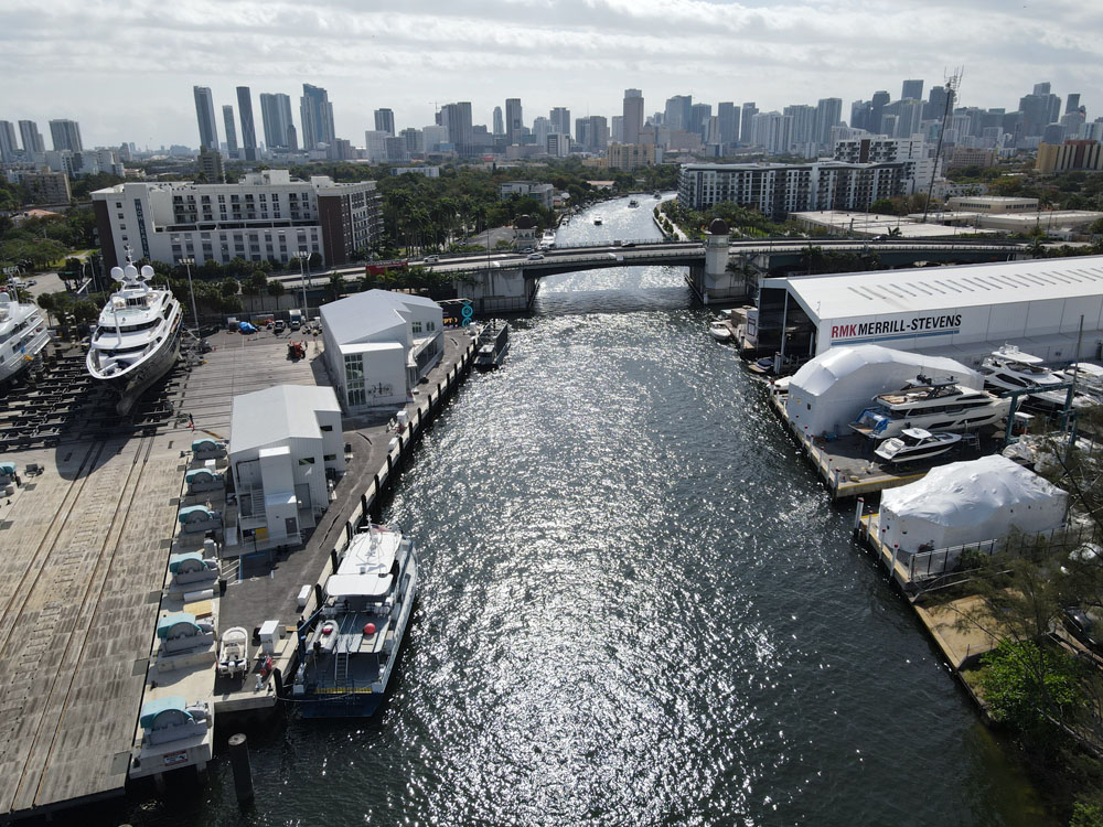 RMKYachtService's tweet photo. Schedule your visit to the @RMKYachtService South Yard here: https://t.co/PZlrEvHDvO
#RMKMS #RMKMerrillStevens #shipyard #boatyard #marineindustry #boatingindustry #yacht #yachting #boating #miami #florida #floridashipyard #miamishipyard #RMKMSSouth https://t.co/K9vcbKGO6D