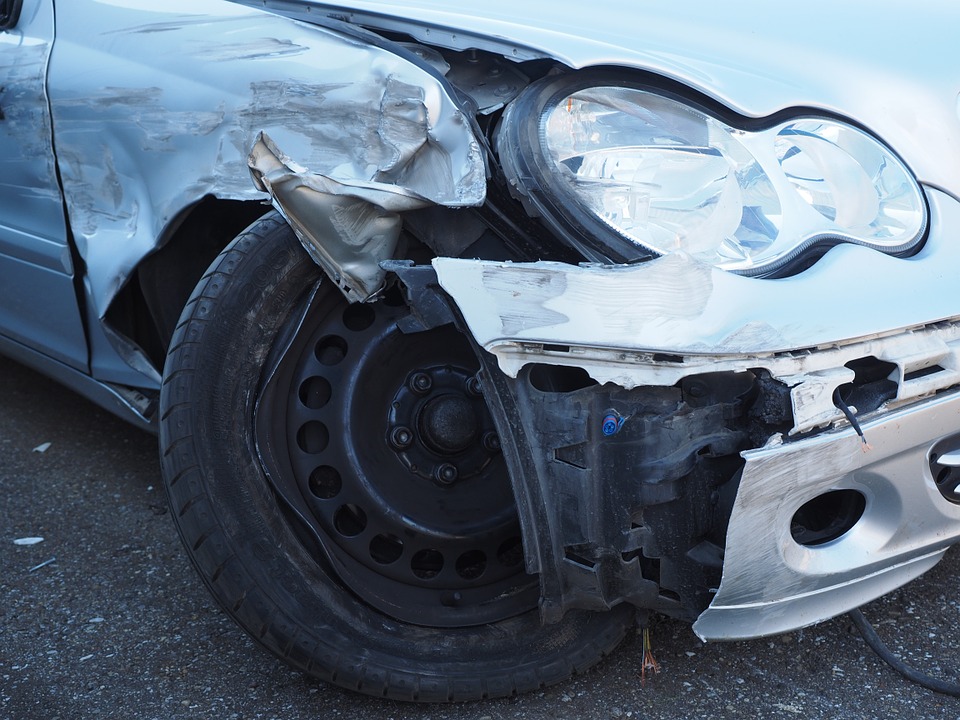 VIPAutoColl's tweet image. Owner, Jose Silva, has over 15 years of experience in the auto collision industry. Call us today: vipautocollisionrepair.com/contact  #UnionCity #Hayward #Piedmont #Fremont #Newark #BumperReplacement