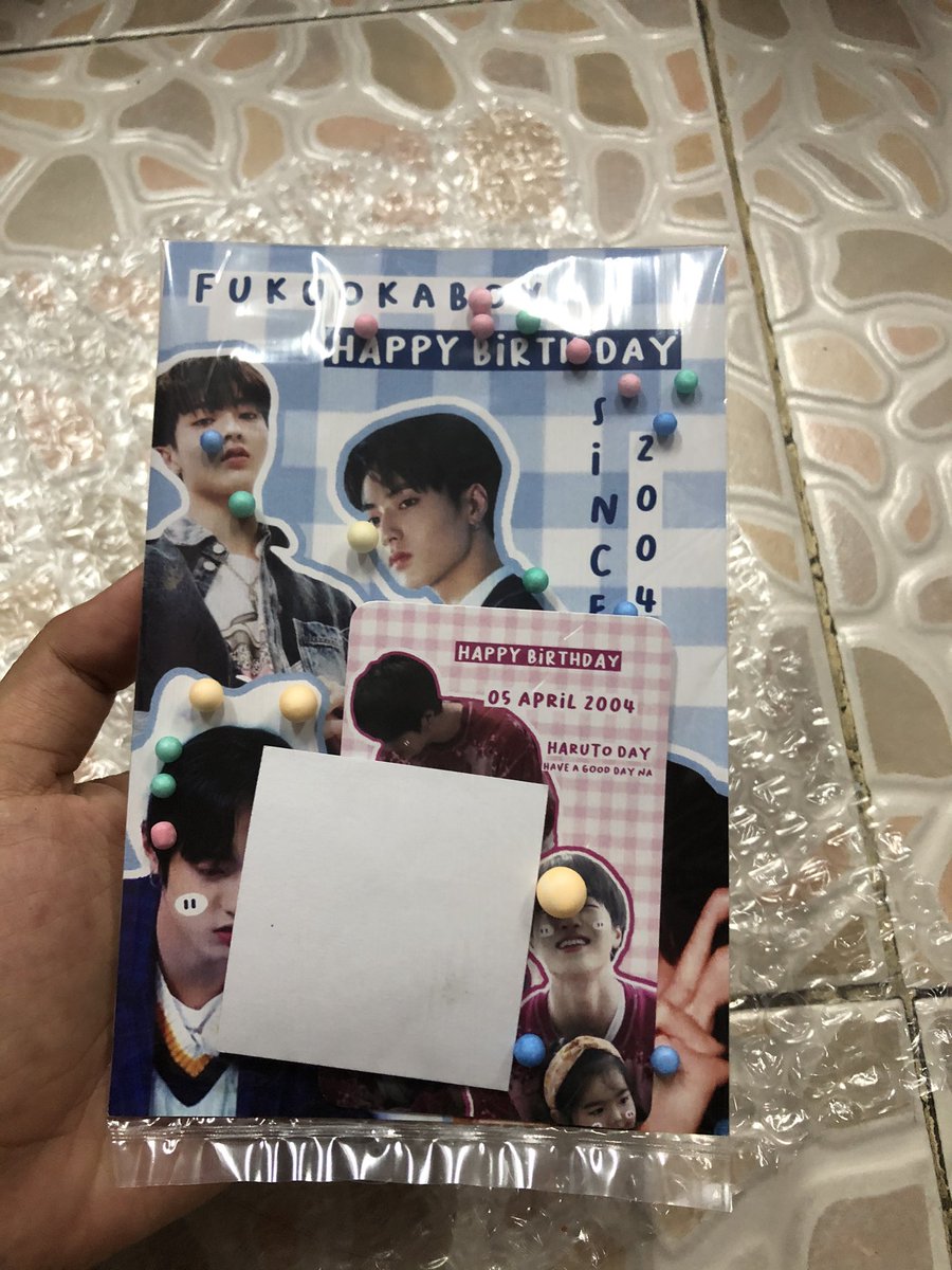 wppxlc's tweet photo. giveaway วันเกิดรุโตะของเค้าว่าง 1 เซ็ทค่า
ใครสนใจทักเดมเลยนะคะ ค่าส่ง 30.-🥺
(โปสการ์ด 2 , โฟโต้การ์ด 1 , สเปเชี่ยว 1)
#ตลาดนัดtreasure #ตลาดนัดเด็กสมบัติ
#happyharutoday
#OurSpringBoy_Haruto #18thHARUTODay https://t.co/4dYpLZR8SG