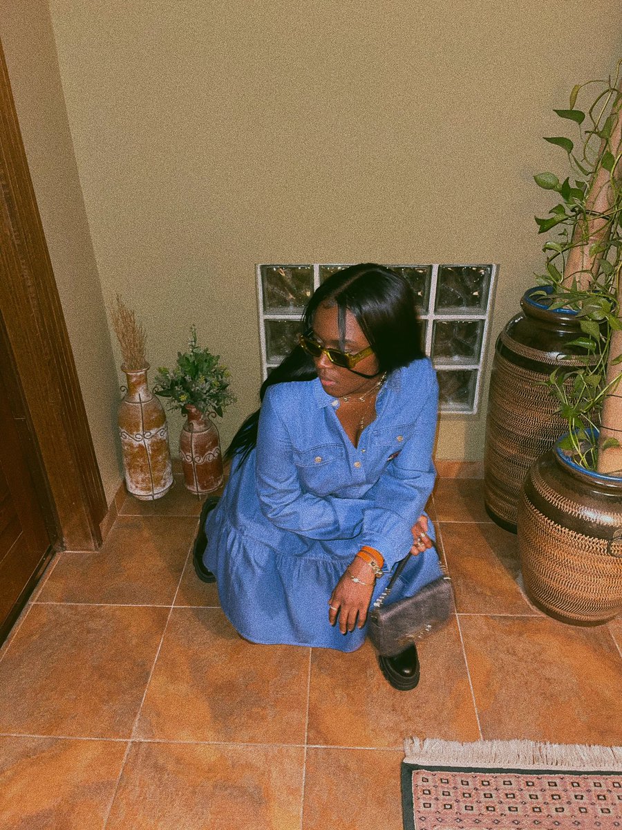 BLACK STAR tweet media