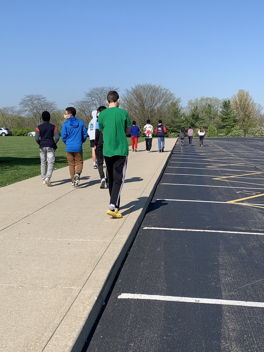 sample3141's tweet photo. Plains Junior is all in for #hopeweek What a great way to get our mind right, enjoy the sun and walk together. @WestHopeSquad #wewalkforhope @PlainsFirebirds @PlainsFirebird1 https://t.co/OdHfRSdalQ