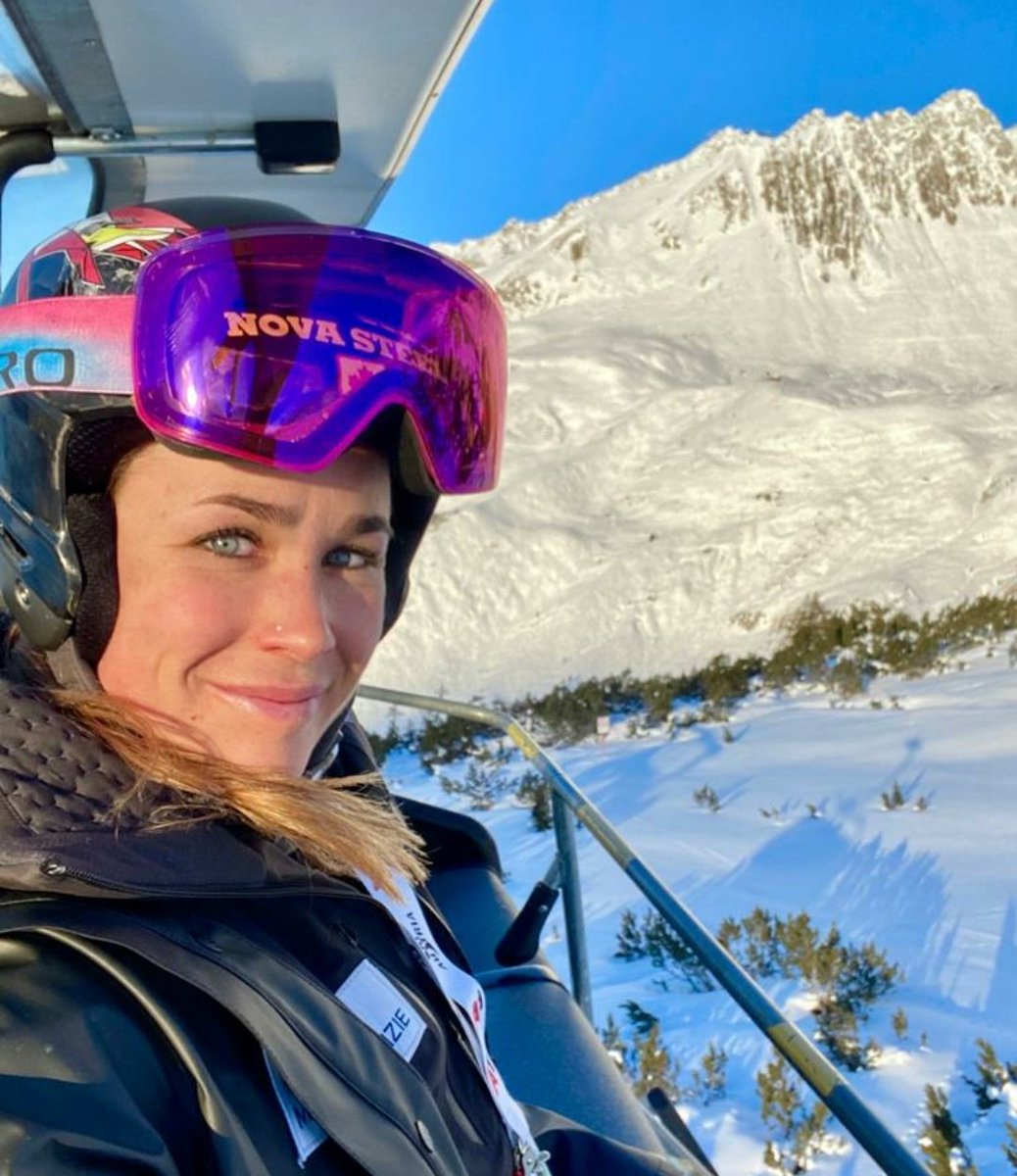 Elle nous a impressionné par ses progrès en vitesse en Coupe du monde cette saison
Demain c'est <a href="/MarieMGagnon/">Marie-Michèle Gagnon</a> 🇨🇦 qui sera mon invitée dans mon interview [Fin de saison avec...]
<a href="/Alpine_Canada/">Alpine Canada Alpin</a> <a href="/5starMP/">M-P Belisle-Kennedy</a>