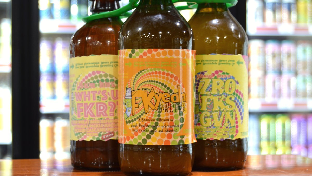#NewArrival from @nbbrew

ZRO FKS GVN-PKL FKR aged with fresh-cut serranos
HELLYeah-PKL FKR aged with fresh-cut green jalapeños
GHST FKR-PKL FKR aged with dried ghost chilis
FKSTCK-PKL FKR aged with dried chilis de arbol

Limited availability. 

#pklfkr #newbeaunfels