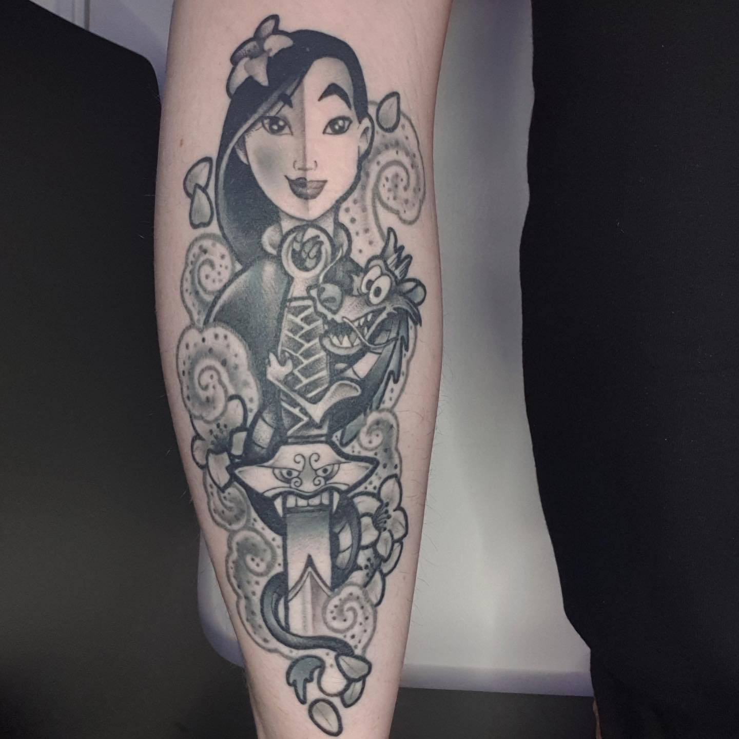 Mulan Tattoo / Tattoo Virus Mulan Tatowiert Von Lars Mulan Disney Facebook / She can be tattooed in her warrior armor, in battle or as the simple daughter she was before and after the war.