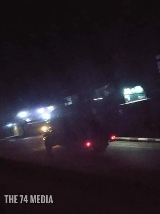 spring21MM's tweet photo. In #Myitkyina's #AyeMyaTharYar ward, members of the military council raided some houses and abducted some people starting at around 9 pm
-An eyewitness said terrorists in plainclothes abducted some people in a house in Aye Mya Thar Yar ward.
#Apr19Coup
#WhatsHappeningInMyanmar https://t.co/usk0kFW0V6