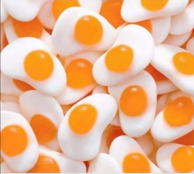 SteevenOrozco's tweet photo. Los huevos de $1800 la docena. https://t.co/5xyKfPWq24