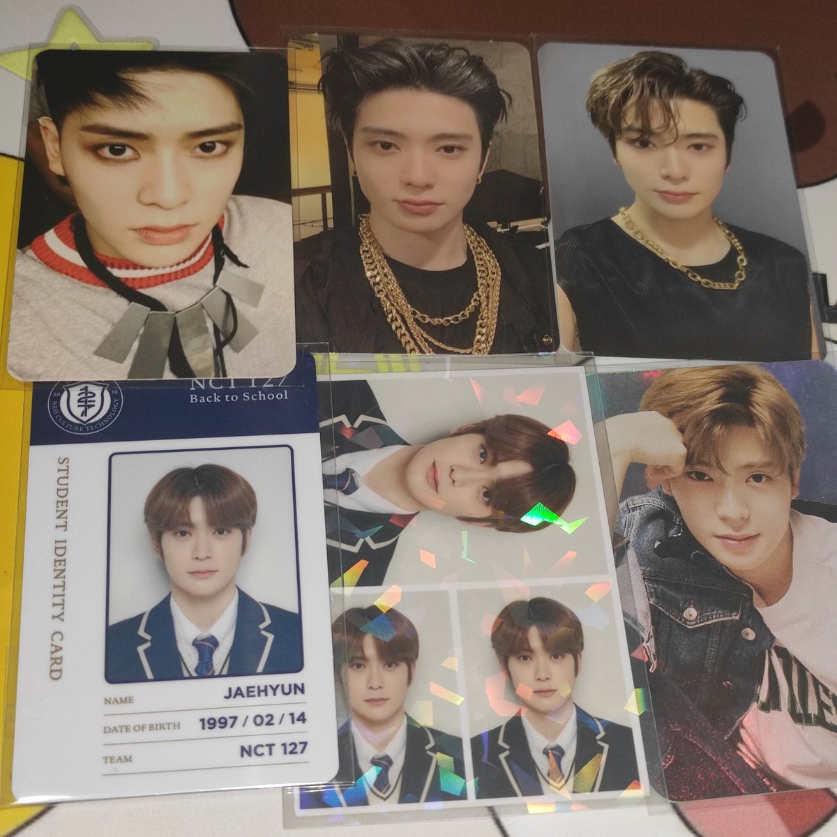 ag981226's tweet photo. 엔시티 재현 포카 양도 
시세에 맞춰서 연락해주세요  sell ⭕️
중국 주소🇨🇳China address⭕
#nct 

nct wts jaehyun pc 남방재현 제복재현 윈터팬미팅 선명재현 흐릿재현 페이퍼토이 브로슈어 판매 레조넌스 파트원 파트투 패스트 영웅 네오존 키노 태용 도영 재현 제노 해찬 재민 성찬 지성 https://t.co/YdP1mJcE5N