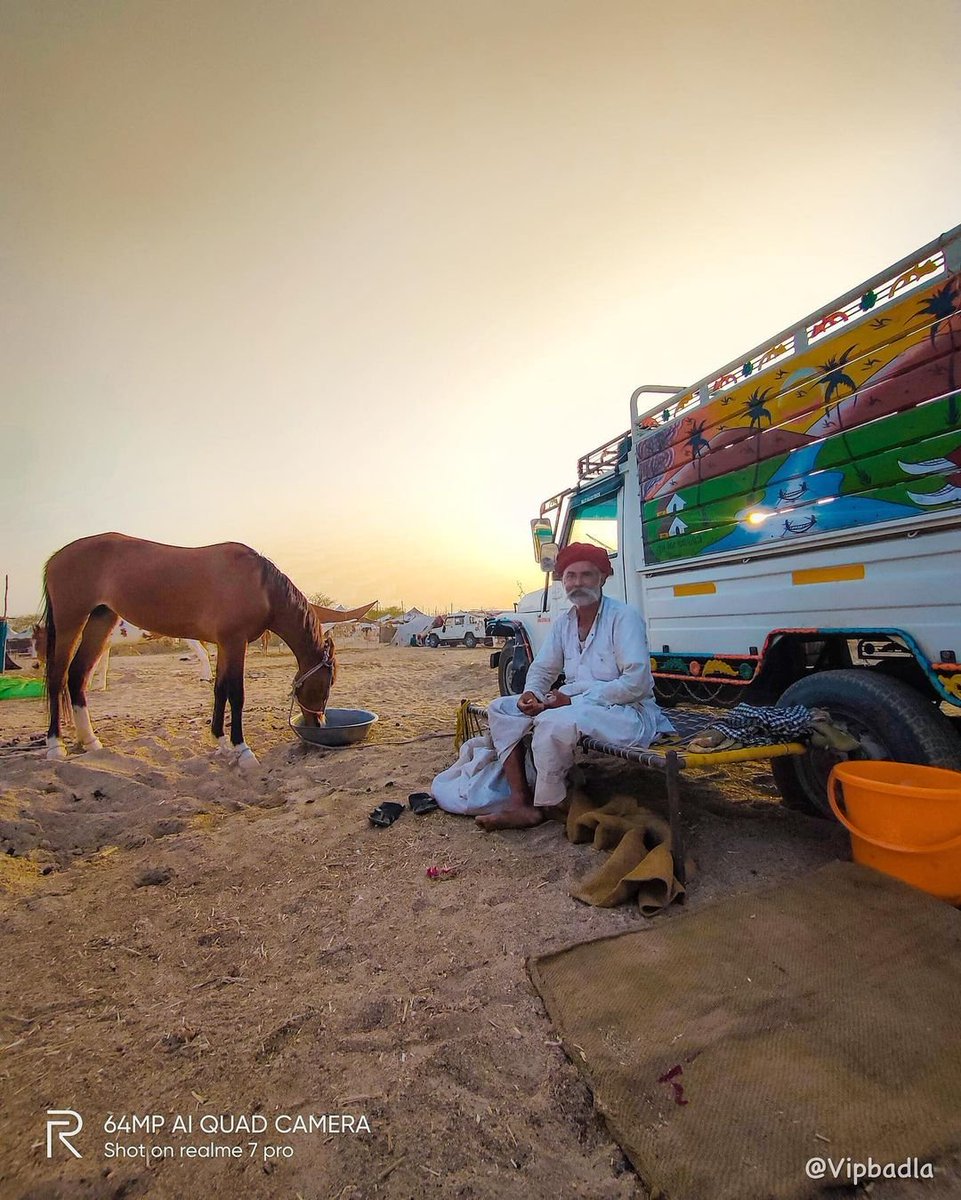 Guideindiatour's tweet photo. The best way to experience the heart of rural Rajasthan is to veer off the main cities to experience the vibrant culture.
📷 vipbadla #Rajasthan #IncredibleIndia
#DekhoApnaDesh #GuideIndiaTour #my_rajasthan #COVIDSecondWave #travel #coronavirus #Delhi #EarthDay #travellover https://t.co/VacSKzPIIp
