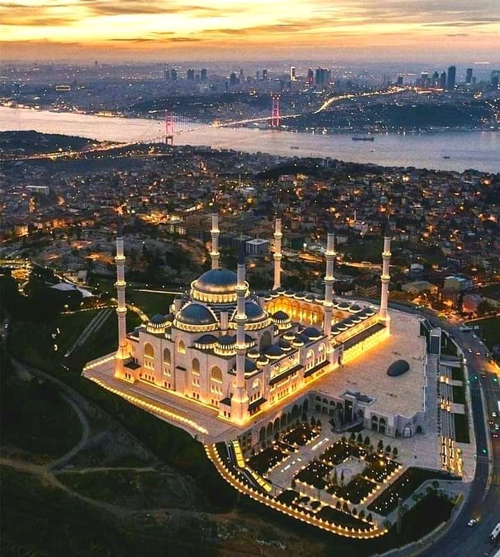 AdamLiwan's tweet photo. May almighty Allah help us build  masjid for His sake https://t.co/Sx1U3T9kC1