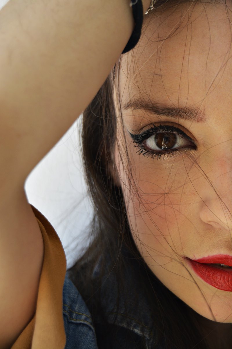 Close Up por <a href="/vic_notitweets/">Víctor González</a> para iniciar de nuevo esta semana.
 #Fotogafía 
 #closeup 
 #rostro 
 #face