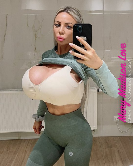 🌸G🏀🏀d evening everyone &hearts;️&hearts;️&hearts;️ #pic #gymmotivation #bodytransformation #picoftheday #instagood https://t<a href="/tag/pic"class="tags">#pic</a><a href="/tag/gymmotivation"class="tags">#gymmotivation</a><a href="/tag/instagood"class="tags"><span>#instagood</span></a><a href="/tag/picoftheday"class="tags"><span>#picoftheday</span></a><a href="/tag/bodytransformation"class="tags"><span>#bodytransformation</span></a>