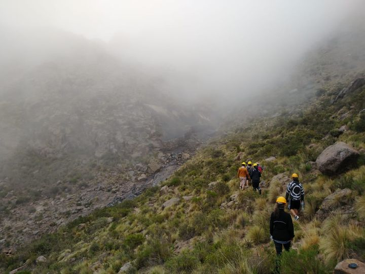 #caminatas en los #cerros de #catamarca con #chakuaventuras !!
#conocecatamarca #visitabelen #naturaleza #paisajesdecatamarca #norteargentino #turismoargentina #ruta40
chakuaventuras.com.ar