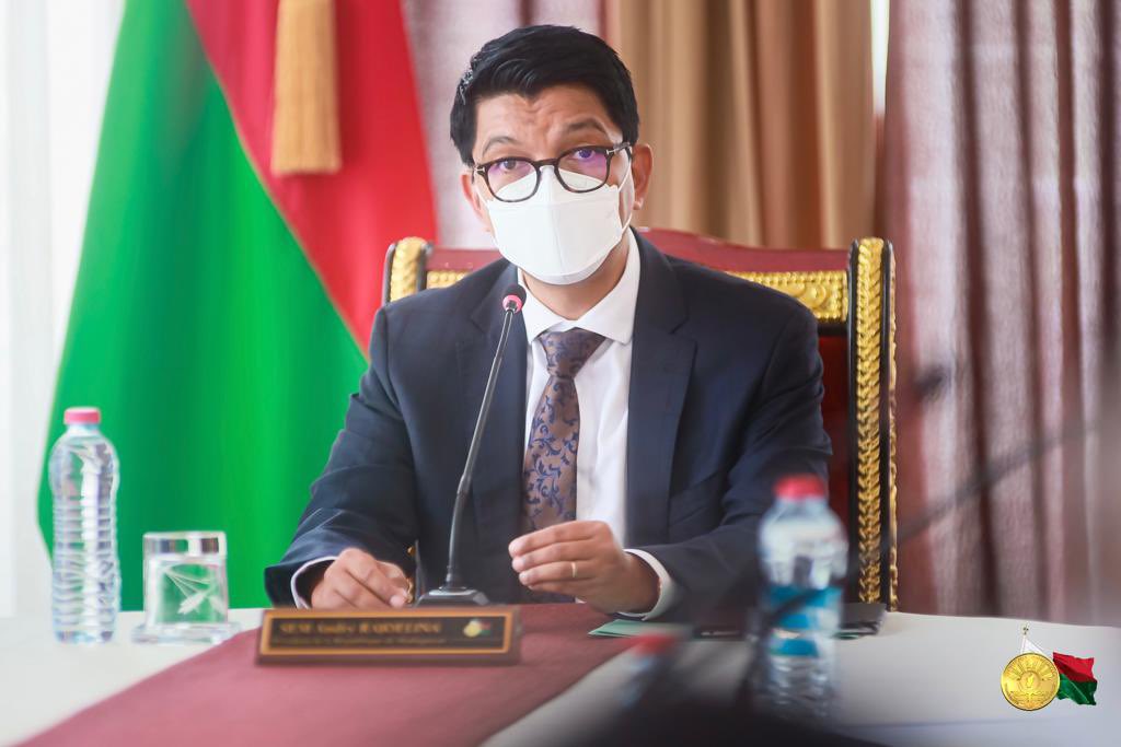 #Madagascar est déjà inscrite à l'initiative #COVAX mais l'État étudie également d'autres pistes afin de faire parvenir les vaccins le plus rapidement possible.