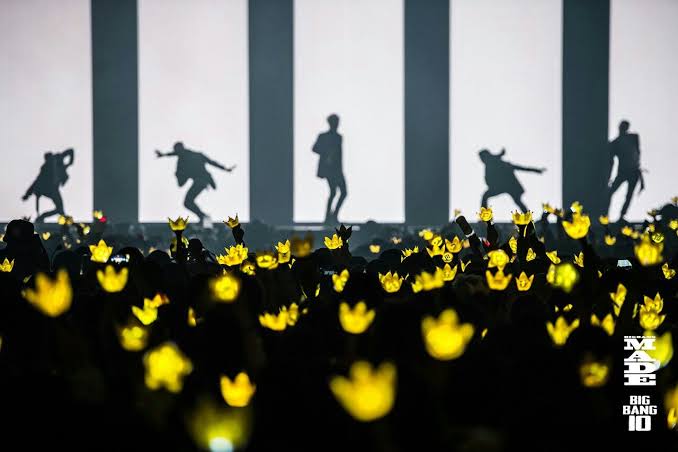 IMG183's tweet photo. Gracias por hacer de este
fandom una gran familia, gracias por nunca rendirte y mantenerte firme por nuestros 5 Reyes , VIPs han pasado por tanto y siempre han sido maduros ante las situaciones. #VIPsYouDidWell
💛Valiosos.
💛I mparable.
💛Por siempre com BIGBANG https://t.co/X6XLDtwZCT