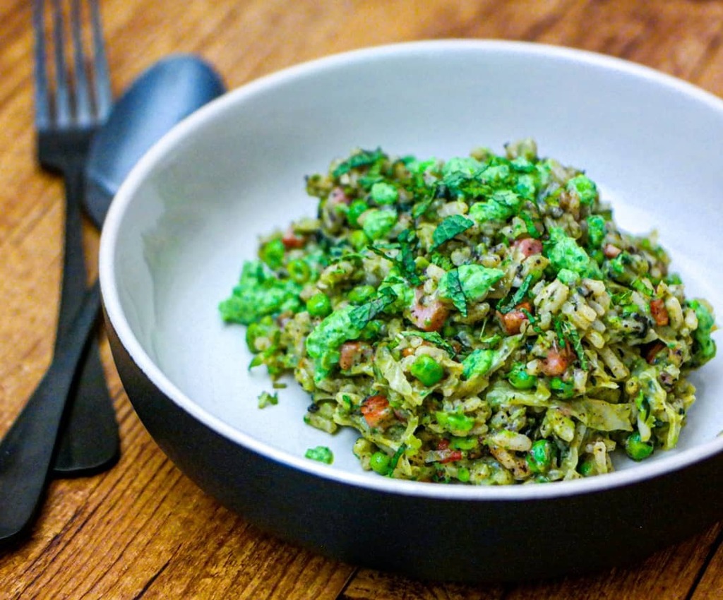 Another #homemade dinner:
#Ham , #pea and mint #risotto with a #ricotta and #avocado sauce to make it extra creamy!
.
.
#homecooking #homecookedmeal #athome #comfortfood #recipeoftheday #recipes #londonfoodguide #foodofinstagram #igfood #foodgram  #buzzf… instagr.am/p/CN21eJXn8S_/