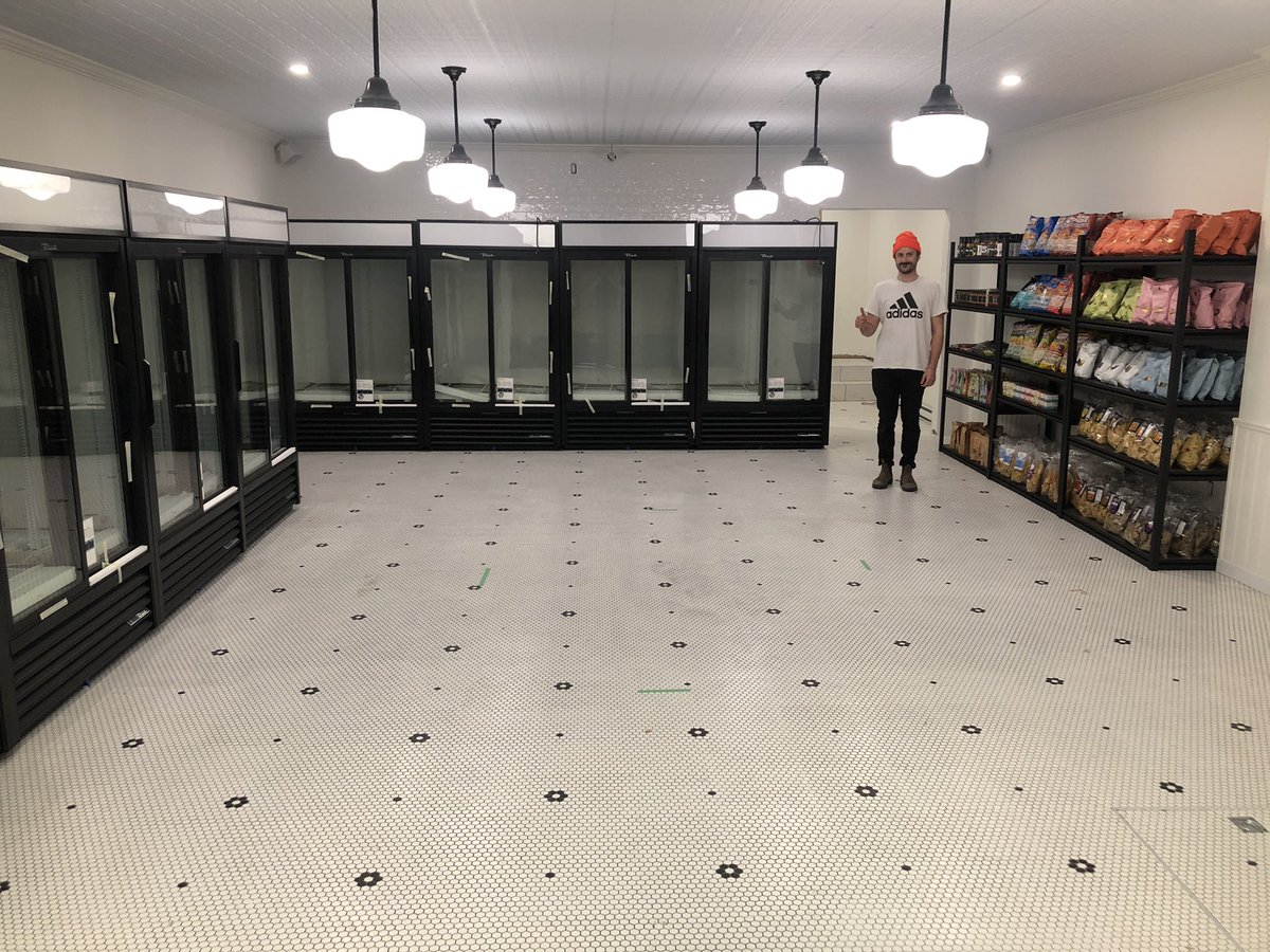 Réfrigérateurs installés ✅ #vendredi
———————————
Fridges installed ✅ #friday