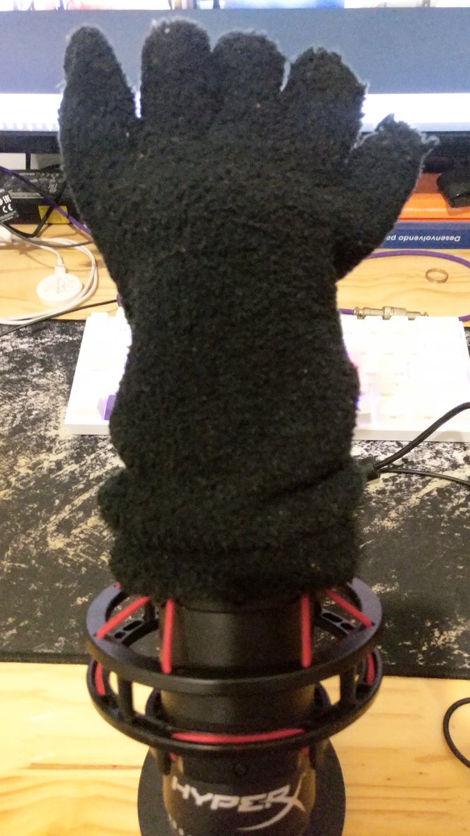 herminiotorres's tweet image. Melhor #popfilter que você vai ver na sua timeline