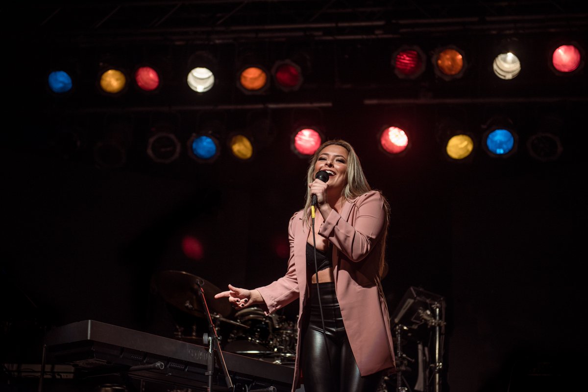 Big thanks to everyone who made it out to the <a href="/bonnefinken/">Bonne Finken</a> and <a href="/thedariantaylor/">d</a> show last Friday! 🤩

📸 <a href="/JaymeRenae/">Jayme Bigger</a>