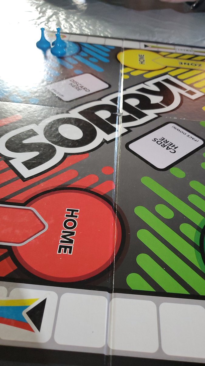 Zoeyeel's tweet photo. Whoever invent board games wanted to watch the world burn 🌎 🔥 🔥 🔥 https://t.co/hELleJHOuF