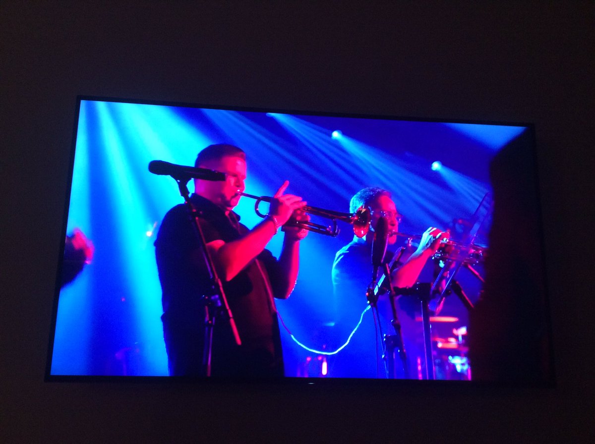 SMILES_E's tweet photo. @MarcAnthony Rewind, again, again and again! Love you  flacoooo ❤️
Can’t wait to see you in person again (Concert #7) https://t.co/btOfCKGT9J