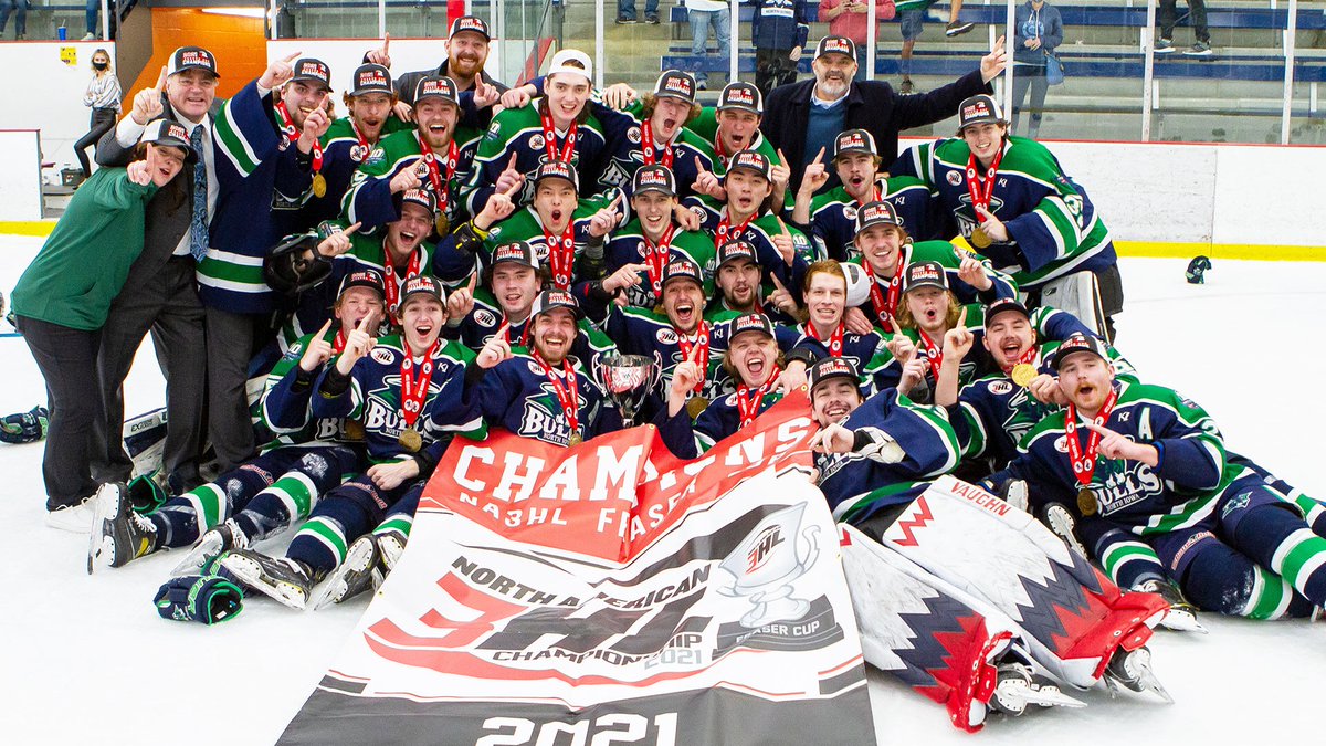 NorthIowaBulls's tweet image. Our #DecadeOfDominance is complete. 

8 division championships. 

4 #FraserCup titles.

4 national championships. 

North Iowa wins 5-1 over the @RochesterGrizz.

The Bulls are back on top.