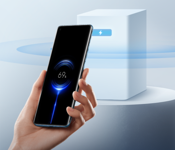 SoftwareSynic's tweet photo. Using their Air Charge technology, Xiaomi have developed a wireless system that charges your phone upon entering the same room. That means, no more cables and charging stands. Read more:
https://t.co/xfyKoxoYuU
.
#tech #airchargetechnology #WCIW https://t.co/jLY9J6eIpl