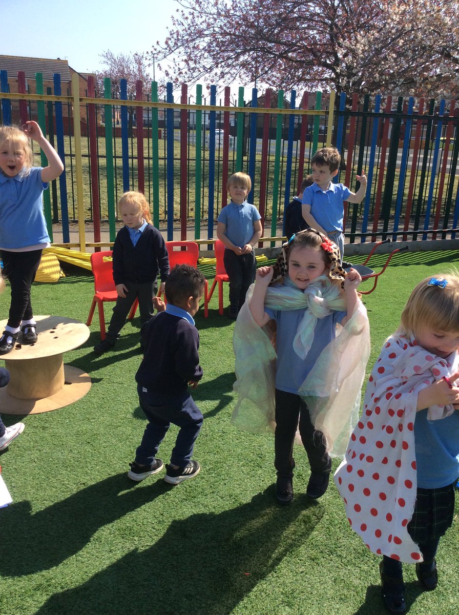 GabrielsOrmesby's tweet photo. We started the summer term off with a couple of weddings today as we followed the children’s interests! The children have loved playing in the mud kitchen since our change around helped to change the tepee to another area 😄#followingthechildrensinterests #usingmyimagination https://t.co/9kboLQDYiP