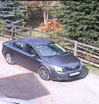 gelert01's tweet photo. Thieving toe rags stole #FindBrandy they took her frm her gdn 02/04/2021 #Abridge #NewFarmDrive #RM4 Used this car. Have you seen it? CCTV shows a TOYOTA AVENSIS GY61 UJC https://t.co/ToQiAy0Y6S