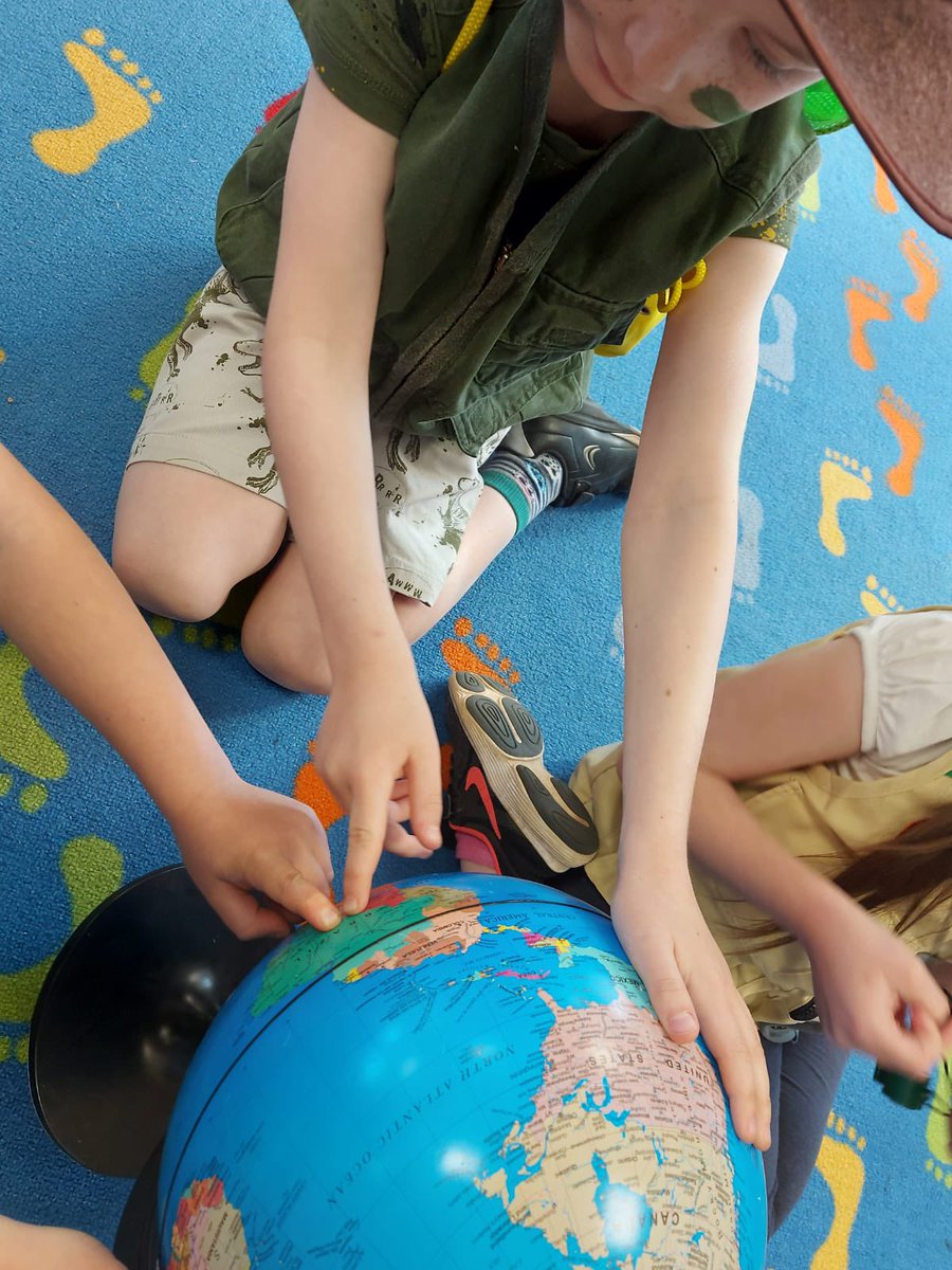 gilwern_school's tweet photo. Our #AmazonAdventures have begun! We created rainforest layers, decided what to pack and located the Amazon! #GilwernYear2 will sleep well tonight! #Globetrotters #enterprisingcreativecontributors #ethicalinformedcitizens #healthyconfidentindividuals https://t.co/dluQuLizmJ