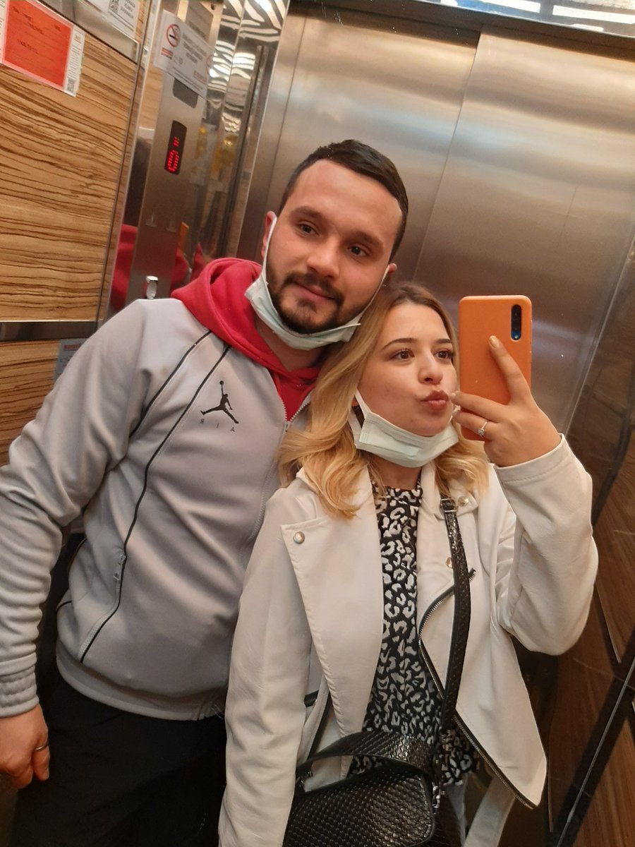 tozpembis's tweet photo. Sen en sevdiğim! 💙 https://t.co/RWOwgBJ5eI