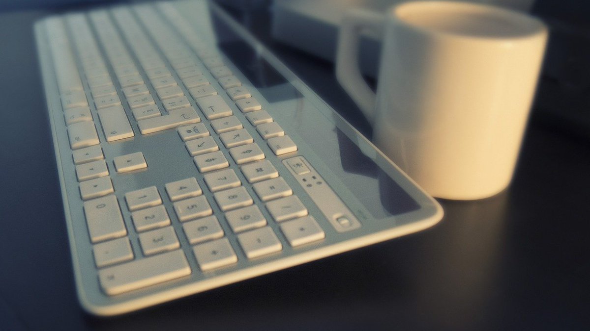 DomMedias's tweet photo. Gagner du temps avec votre ordinateur en apprenant les combinaisons possibles ⬇️
Ctrl + A – Sélectionner tout
Ctrl + B – Bold
Ctrl + C – Copie
Ctrl + D – Remplir
Ctrl + F – Trouver
Ctrl + G – Gras
#DomTech #Girlintech
https://t.co/7eGo82qKbV https://t.co/LveN2VpfLe