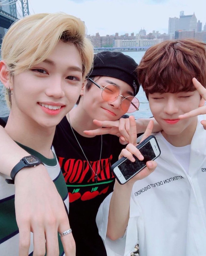 deleted skz posts/ pictures that everyone should know about