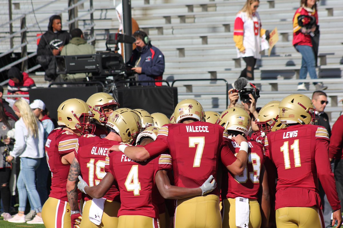 mvalech4's tweet photo. Thank you, Boston College. Excited for the next chapter. #DiplomaForMama https://t.co/GXJImTL66n