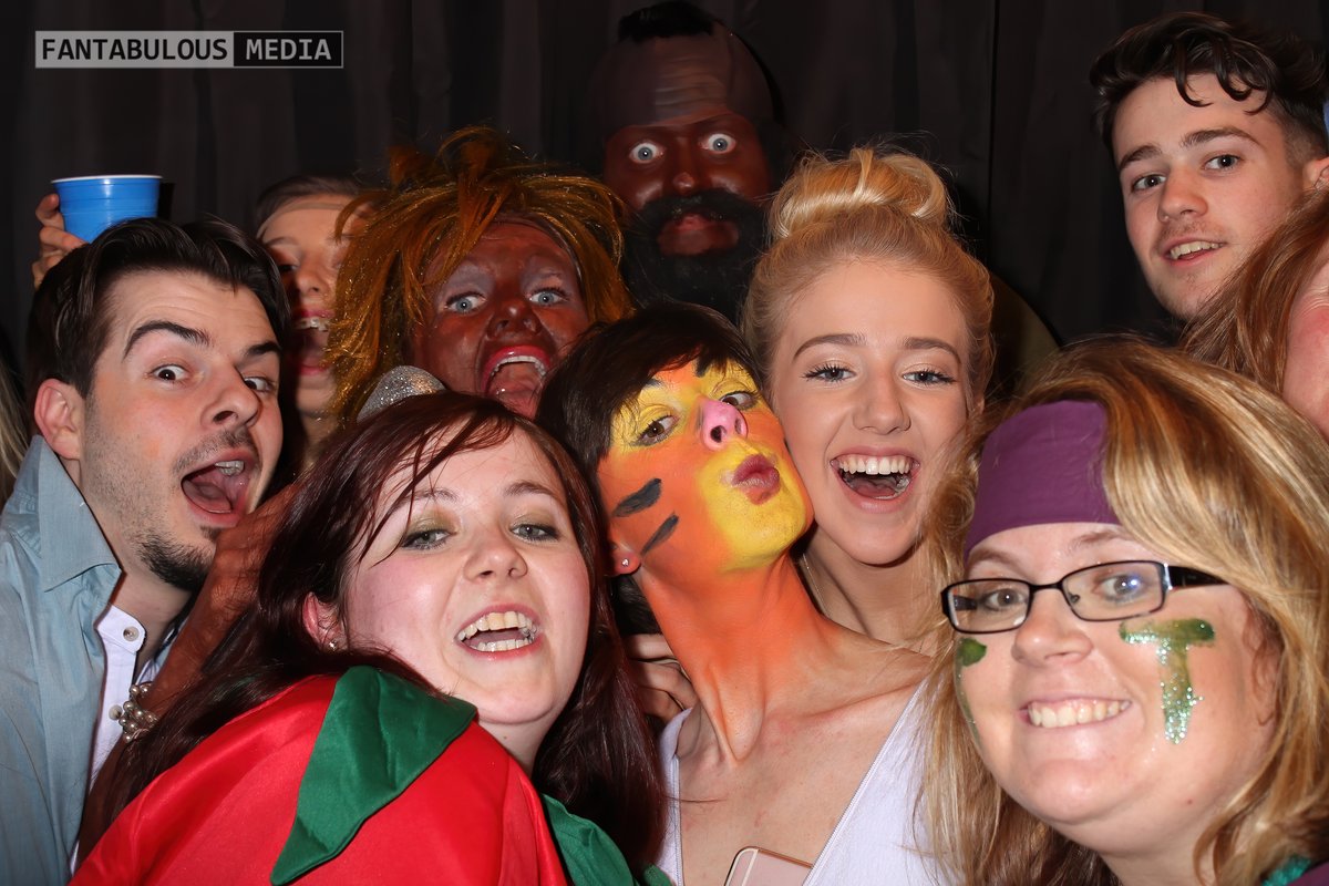 Book a Booth/Mirror with a stunning DJ Packages &amp; get a great deal &amp; free extra hire time.  Get in touch for more details.

Find us: boogie-knight.co.uk
Follow us on Twitter/Instagram <a href="/BoogieKnightDJ/">The Boogie Knight</a>
#NorthEastDJ
#NorthEastWeddingDJ
#NorthEastPhotoBooth
#NorthEastMagicMirror