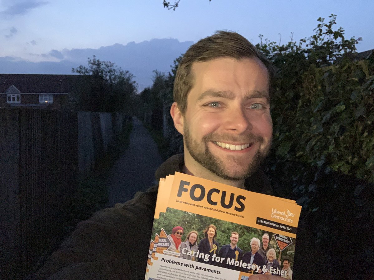 Great to be out this evening delivering our new focus for @ElmbridgeLibDem. A little dark, but lots of great (and unexpected) conversations at the door as bins were being put out. 
Thank you to those I spoke to this evening. #Time2Care #LocalElections