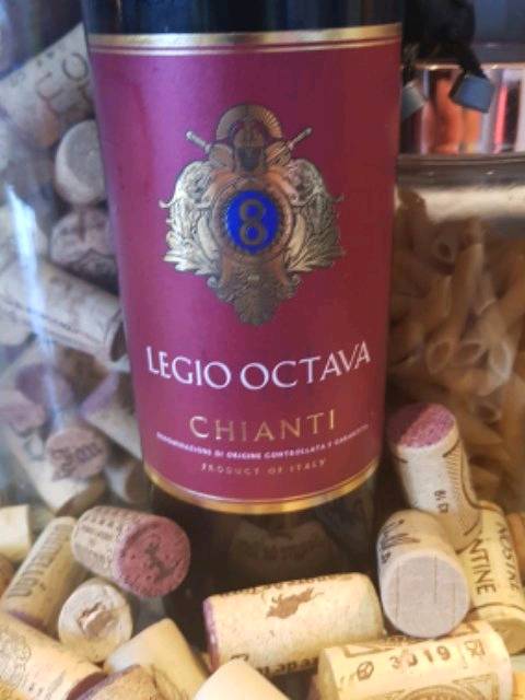 thewinebluff's tweet image. 2.5/5 

Around the €10 mark @dunnesstores 

Too much of…. Wine from Legio Octava via Vivino: vivino.com/users/stephen_…
