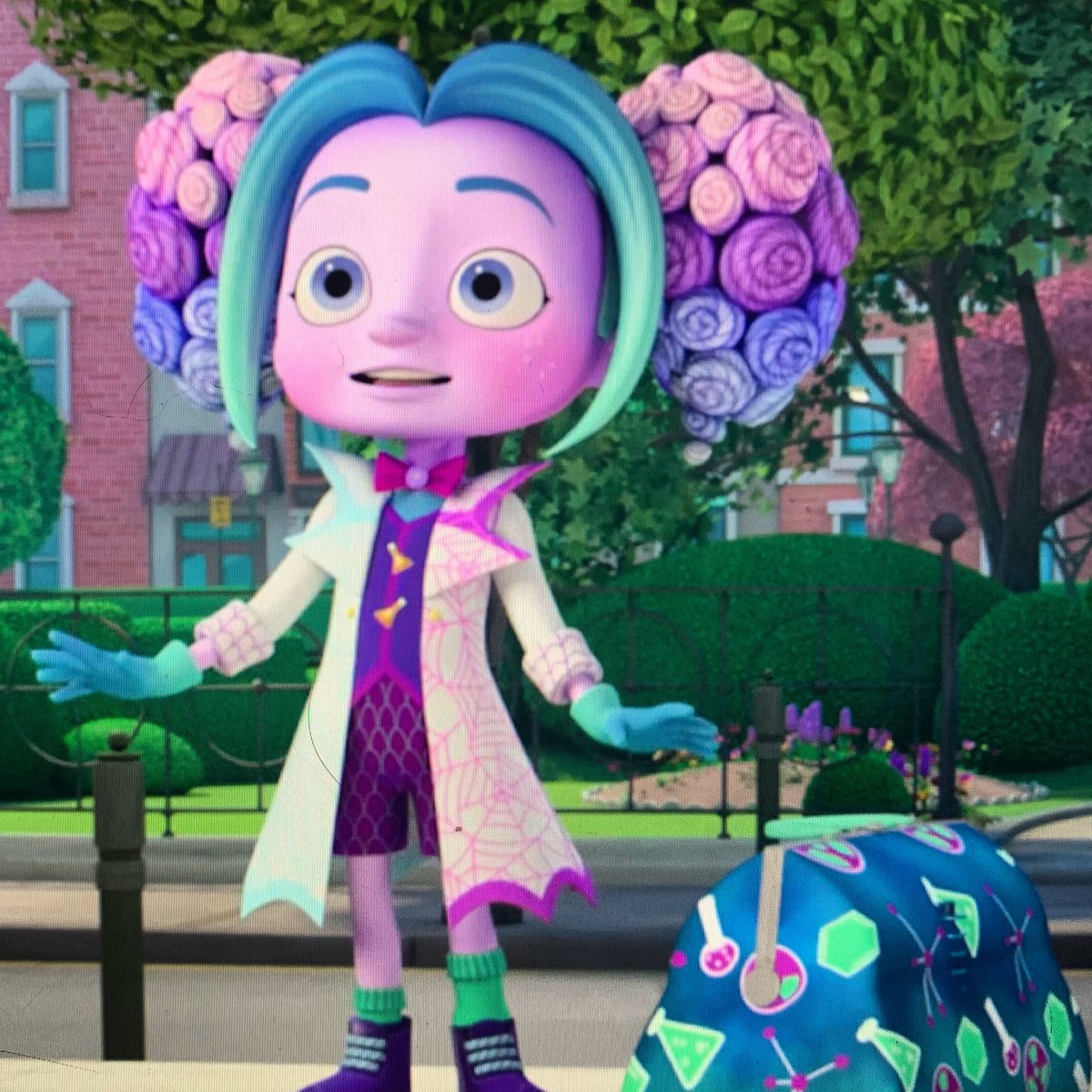 Dayci's tweet photo. Sooo excited to voice Hydie Jekyll on the latest episode of @disneyjunior’s #Vampirina! I love this show so much &amp; to be a part of it is truly spooktacular!🦇🧪 #voactor #cartoons #disneyjr https://t.co/Jv6VUS4o1Y