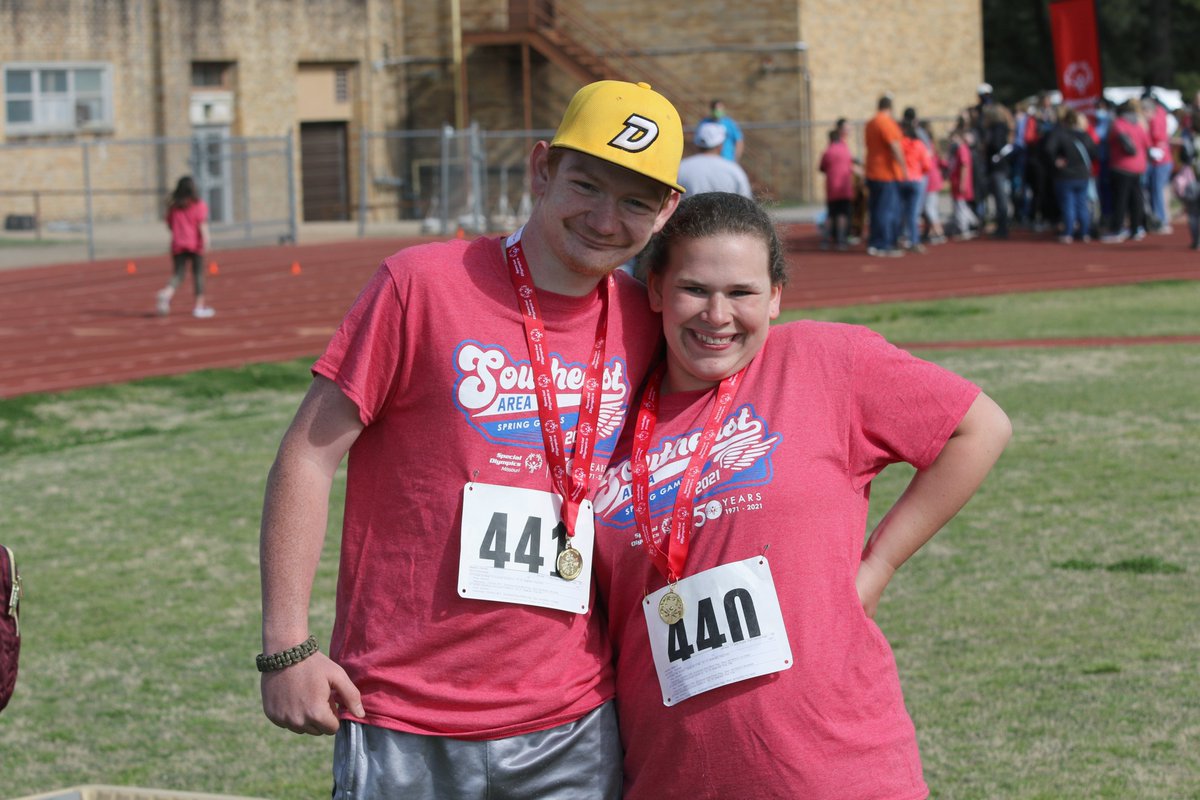 The eMule: Special Olympics Missouri, Friend of School Libraries, Plant Sale! 
conta.cc/3v74Vlx