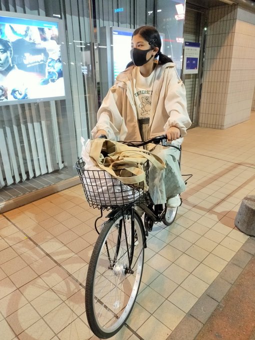 Twitterのコスプレ画像16