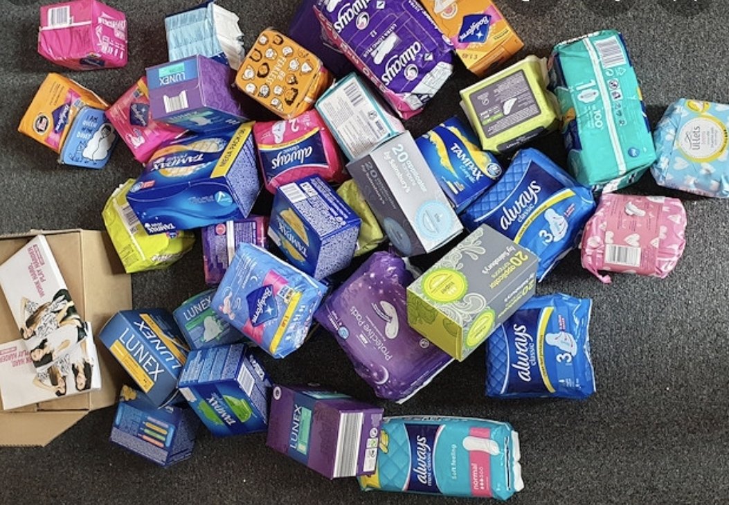 4StepstoaSmile's tweet photo. #periodpoverty #ENDPERIODPOVERTY 
Pssst, Yes you. No need to be shy or embarrassed. If you need Sanitary products, go over to our till point and ask for a package that LINDA has left for you. Simple. No questions asked. You will be handed a lovely bag with all that you need. https://t.co/zqEomKzamW