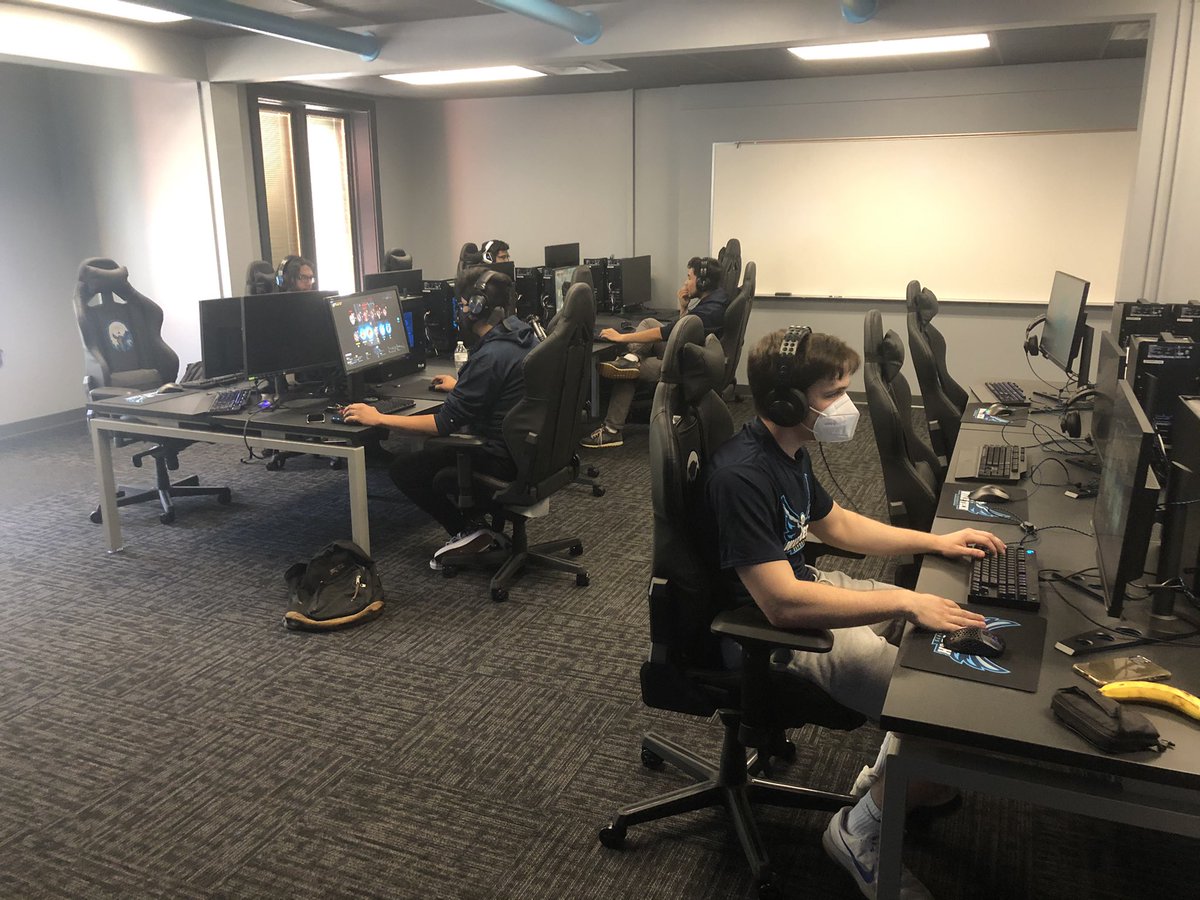 .<a href="/WakeTechEsports/">Wake Tech Esports</a> Overwatch Gold in action against Lincoln Land (Ill.) Community College in @NJCAAE Spring Championshp quarterfinals. Go Eagles!