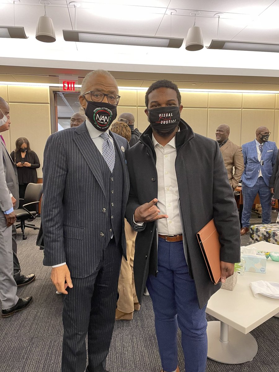 jaysoneldouglas's tweet image. Boots on the ground! Praying justice is served. #JusticeForGeorge