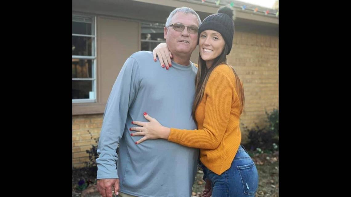 Gosset41's tweet image. When I heard Doug Gorsuch died Friday morning the first thing I thought about was his daughter @MaribethGorsuch a senior at LSU

Here is my tribute story on a man who made an impact in the DFW softball community

Read more: bit.ly/3emdL8C

#txhssoftball