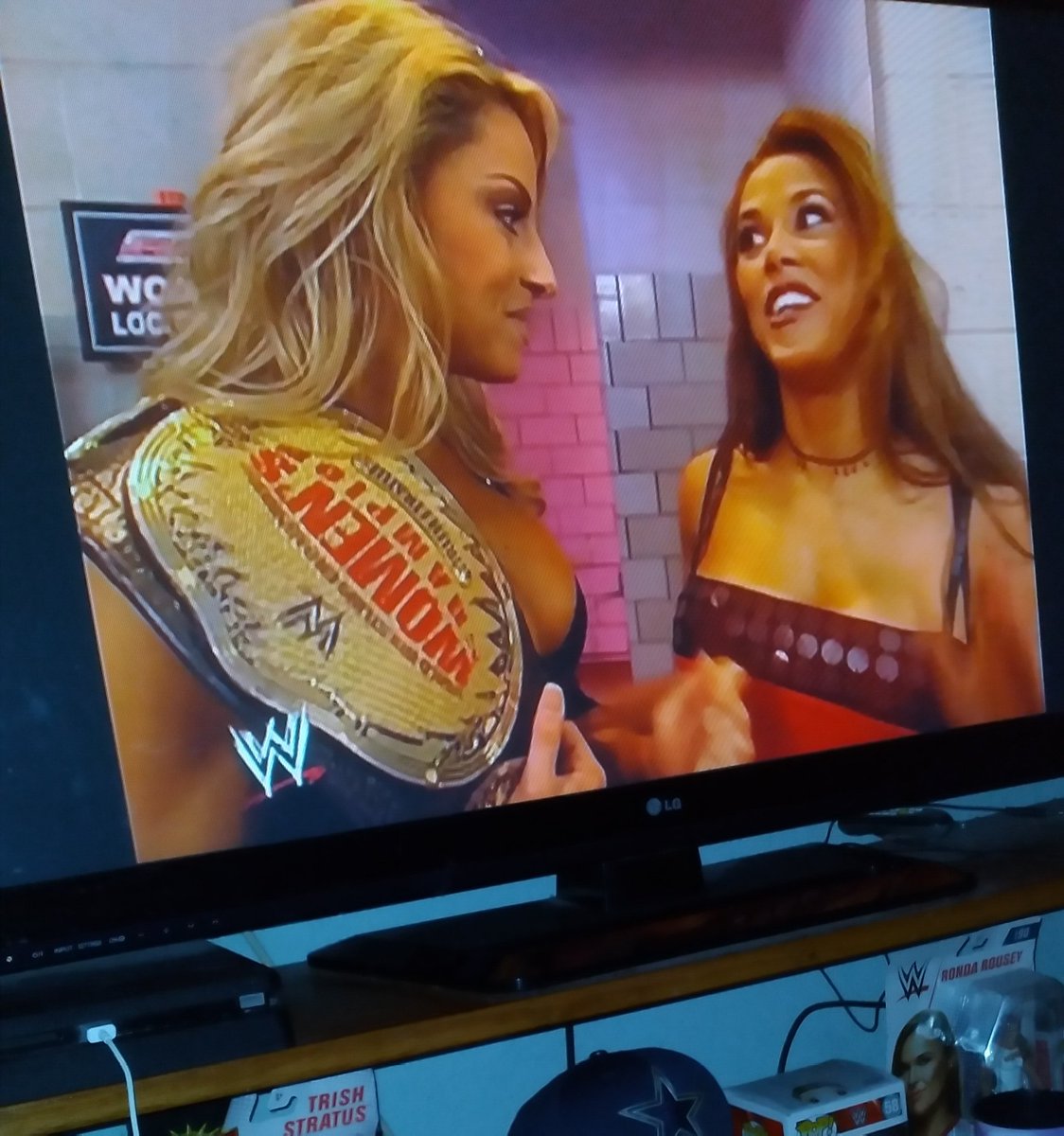 RT @aniceto_juarez: Spending the rainy day
By watching trish stratus and micke james @trishstratuscom @MickieJames https://t.co/88ViTk9tOd