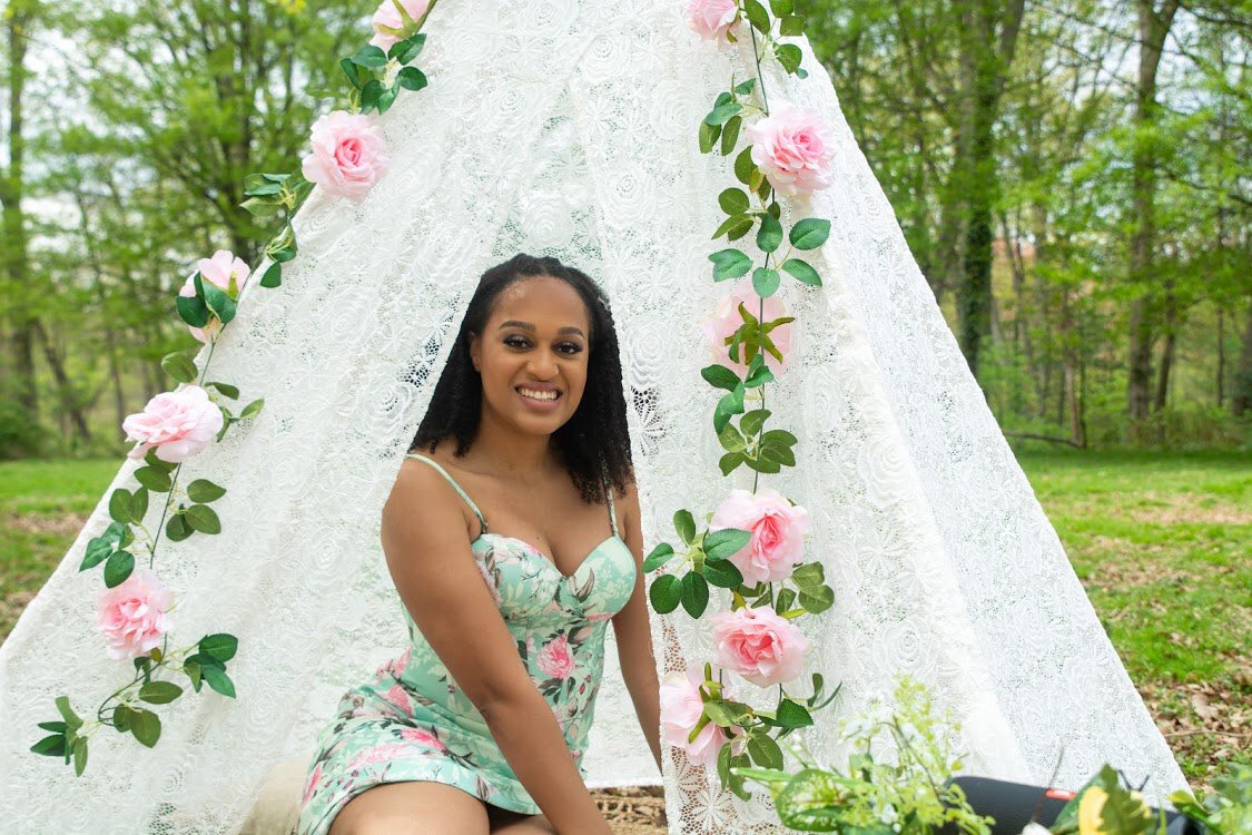 SweetsByP's tweet photo. The GORGEOUS cake I made for my Bestie @_leKryptonite !!
#SweetsByP #dmvbaker
Shout out to @Close2myDreams for catering a delicious brunch!! 😋 https://t.co/epGZJZsENZ